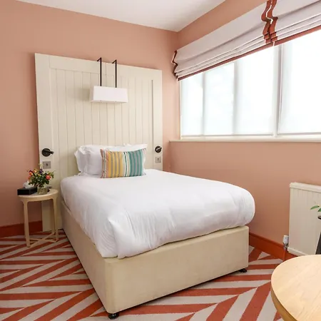 The Relais Cooden Beach And Spa-2