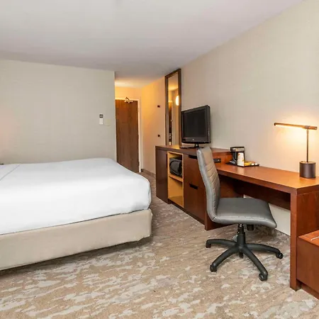 Comfort Inn Montreal - South Brossard-3