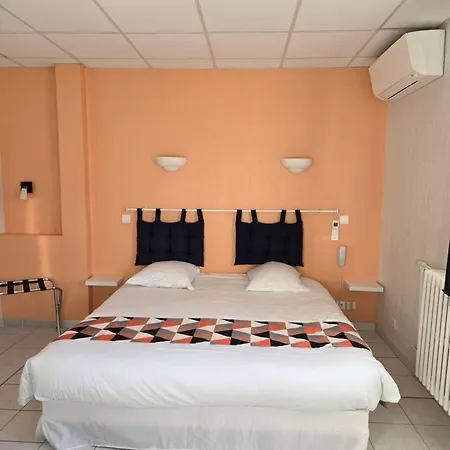 Carry Hotel-2