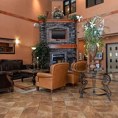 Quality Inn & Suites Grande Prairie-2