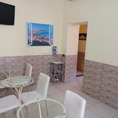 B&B Quattro Palazzi Napoli Centro-2