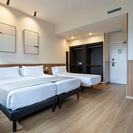 Hotel Acta Madfor-2