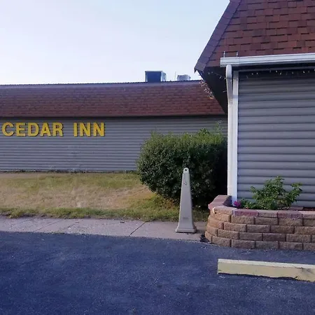 Cedar Inn Motel-3