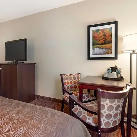 Best Western Plus Concord Inn-3