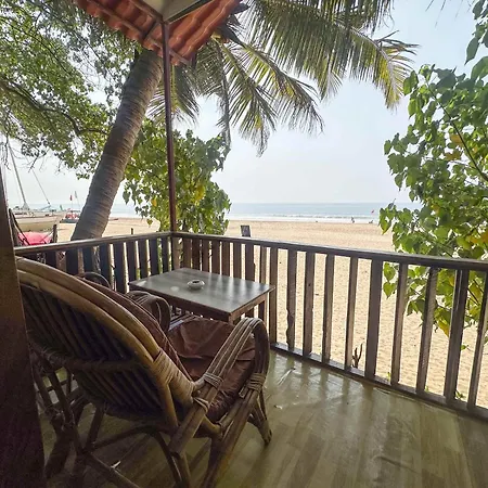 Costantina - Agonda Beach-3