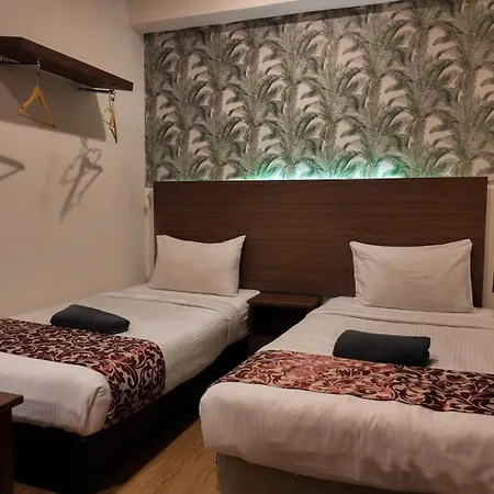 Highlanders Hotel-2
