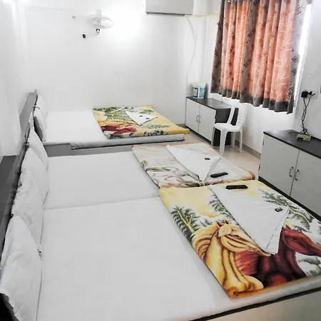 Hotel Shri Sai Darshan-3