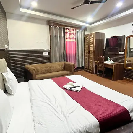 Hotel Royal Plaza, 4 Min From Chandigarh Railway Station-2