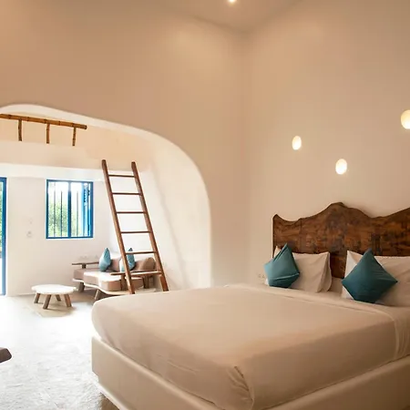 Conch Resort Luxury Private Pool Suites-2