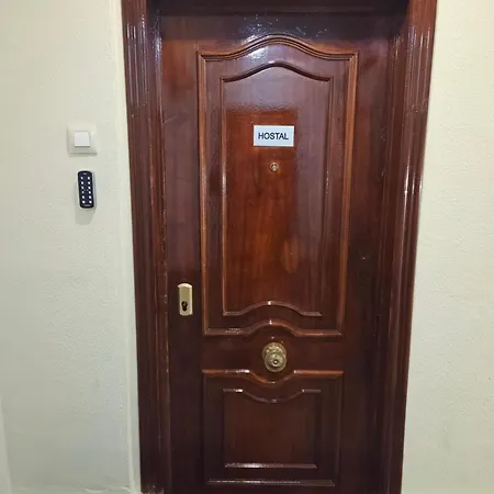 Hostal Foncalada-3