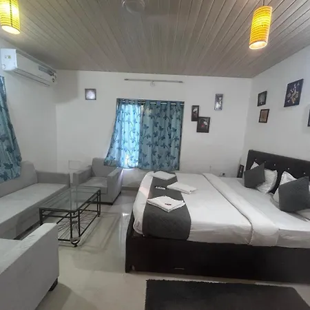 Calangute Beach Way 4Bhk Villa-3