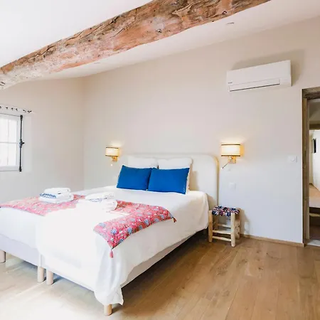 Le Petit Avignon - chambres&appartement à deux pas du Pont d'Avignon et du Palais des Papes-2