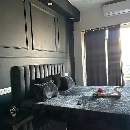 Elite Bnb-2