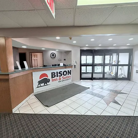 Bison Inn & Suites On University-2