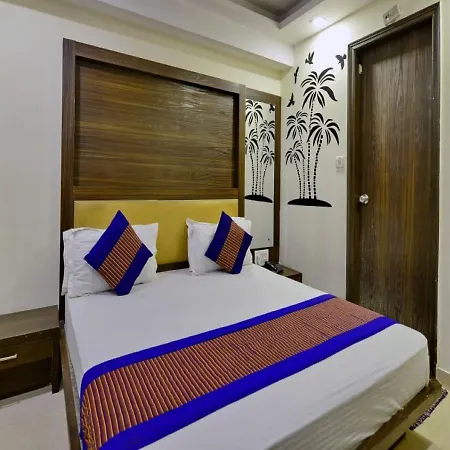 Hotel Perfect Spot- Main Bazar - Walking Metro Station-3