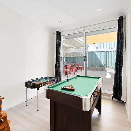 Edgeware House-2