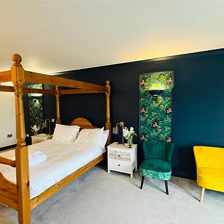 Hustyns Hotel-2