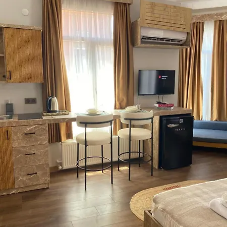 Leyan Suites-2