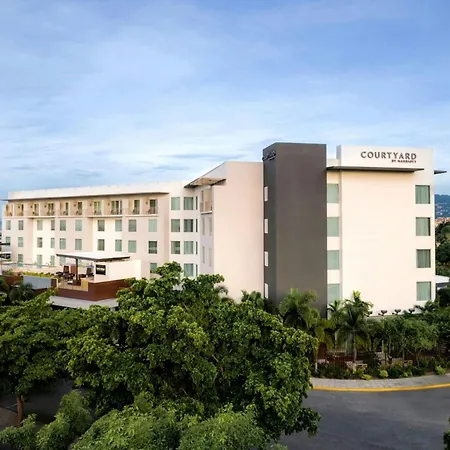 Courtyard By Marriott Kingston, Jamaica-2