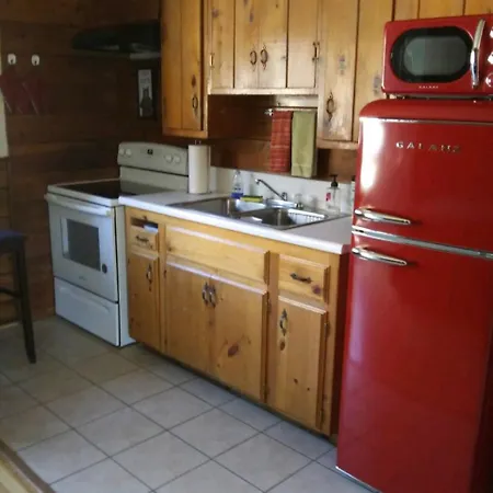Kern Riverfront Lodge-3