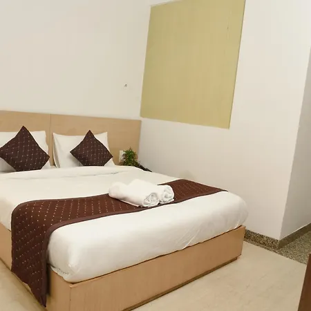 Hotel The Emporio A Boutique Rooms Near Anand Vihar Vaishali Ghaziabad-2