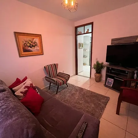 Casa compartilhada com suíte privativa-3