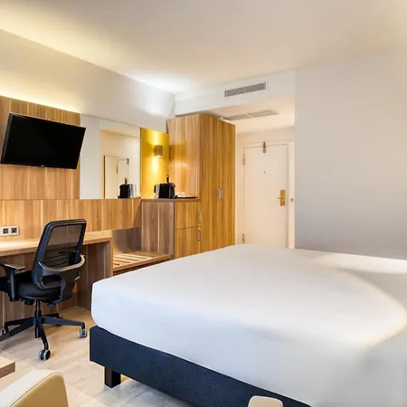 Holiday Inn Brussels Schuman By Ihg-3