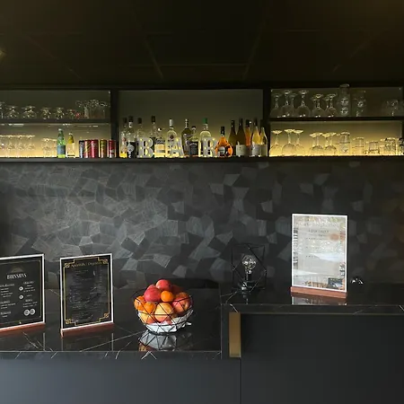 Hotel L'Ortega - Rennes St Jacques Aeroport-2