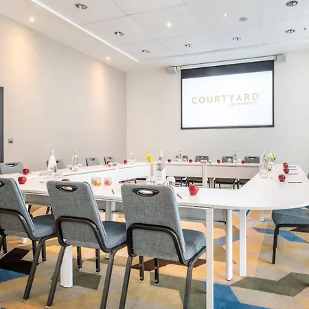 Courtyard By Marriott Brussels-2
