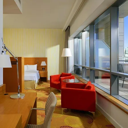 Courtyard By Marriott Budapest City Center-3
