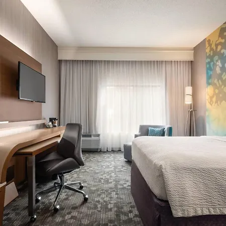 Courtyard By Marriott Dayton North-3