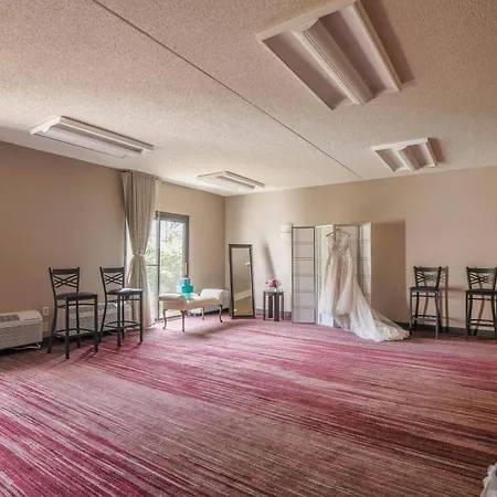 Courtyard By Marriott Lincroft Red Bank-2