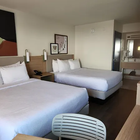 Spark By Hilton Wichita East-3
