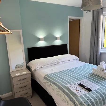 Cottage Court Hotel-3
