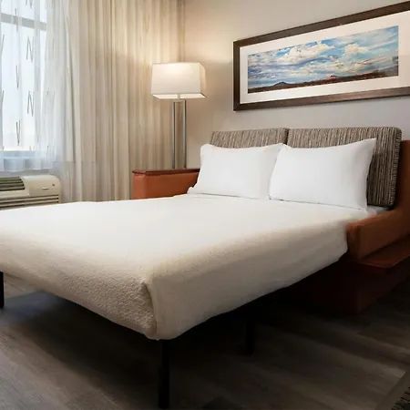 Courtyard By Marriott Scottsdale Salt River-3