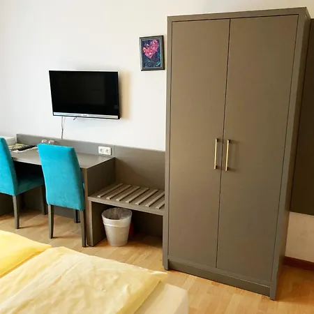 Familien- und Aparthotel Strandhof-2