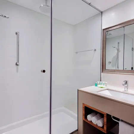Courtyard By Marriott World Trade Center, Abu Dhabi-3