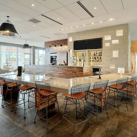 Courtyard By Marriott North Brunswick-2