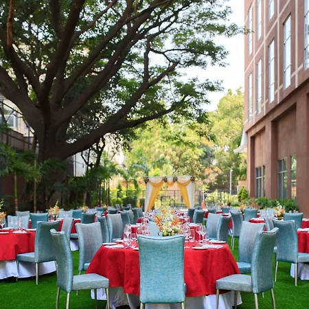 Renaissance Bengaluru Race Course Hotel-3