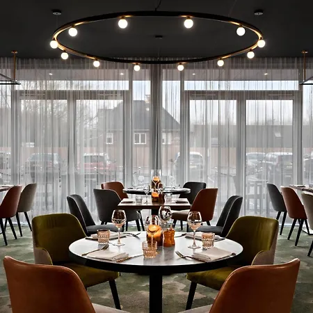 Renaissance Amsterdam Schiphol Airport Hotel-3