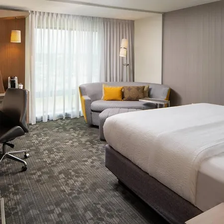 Courtyard By Marriott Lafayette South-3