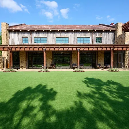 Hotel Drover, Autograph Collection-3