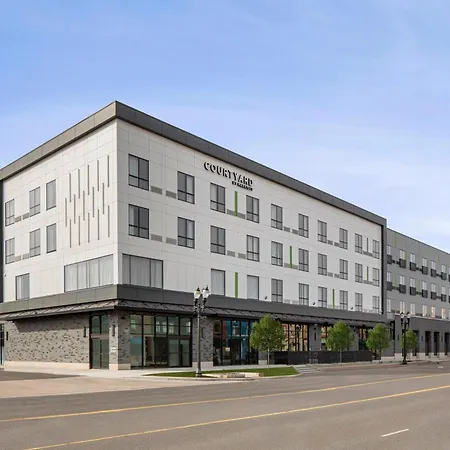 Courtyard By Marriott Lansing Downtown-2