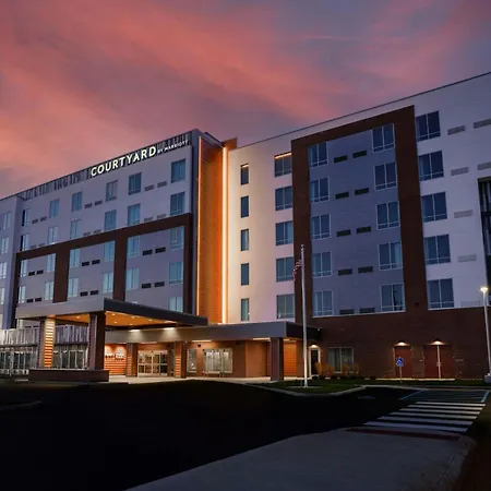 Courtyard By Marriott Indianapolis Fishers-2
