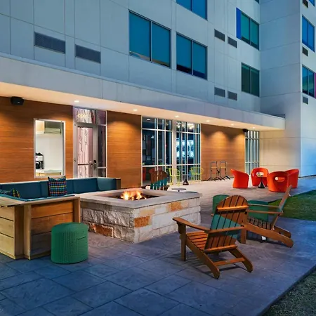 Aloft By Marriott Austin Southwest-2