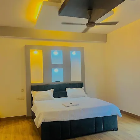 Hotel O The Majestic Residency-3