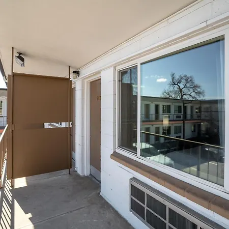 Nevada Flats Hotel-2