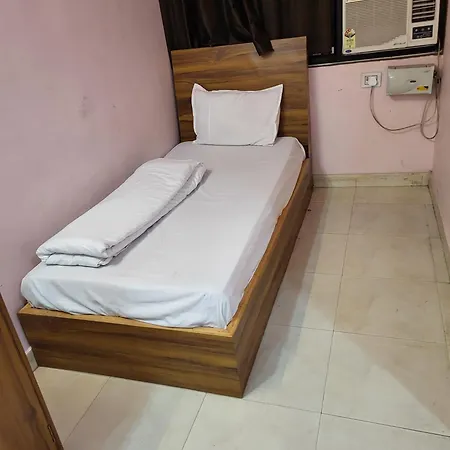 Hotel Shiv Ganga-3