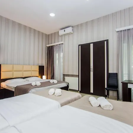 Hotel Care Inn-3