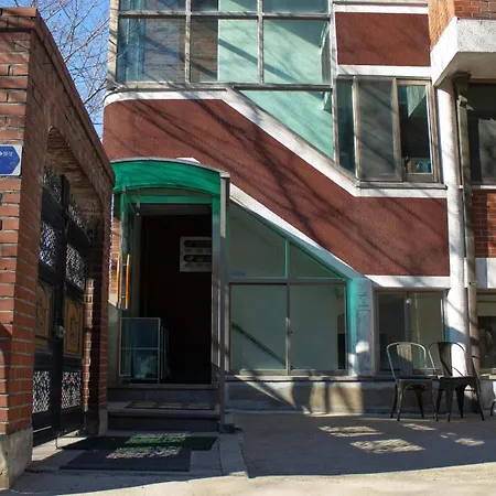Ocean'S Guesthouse - Foreigners Only-2